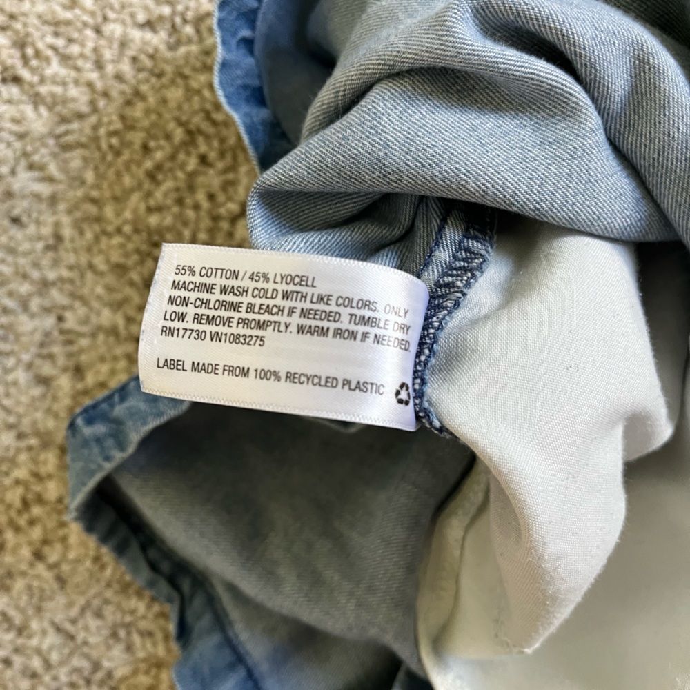 Universal Thread Blue Jean Shorts - Picture 4 of 4